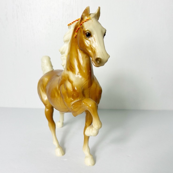 Vintage Breyer Five Gaiter Commander Glossy Palomino Traditional Model #53 early - Picture 5 of 7